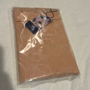 NEVER WORN Honeylove SuperPower Short Size S - Rose Tan Color